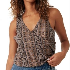 FREE PEOPLE TANK TOP SIZE XL